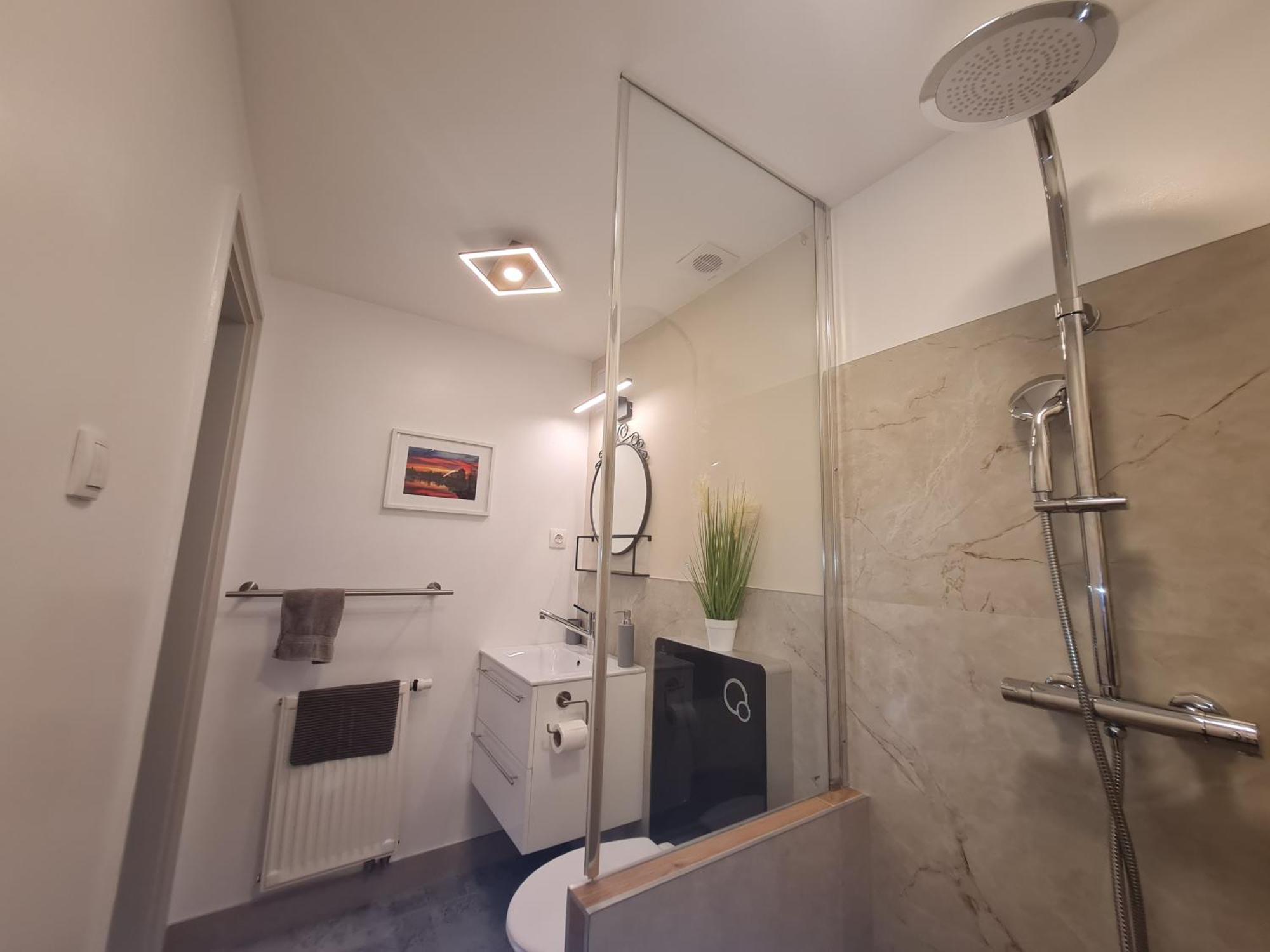 Csever Apartman Tata Exterior photo